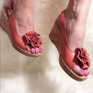 BOC Coral Wedges with Floral Accent
